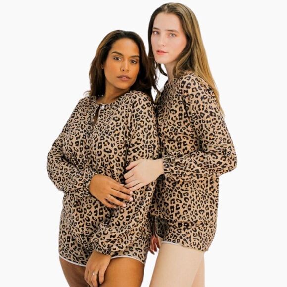 Nwt LEOPARD PRINT PAJAMA SET LONG SLEEVE ROUND NECK DRAWSTRING SHORTS SIZE MED - Picture 12 of 14